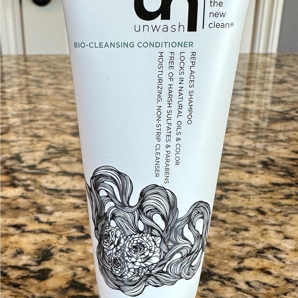 Unwash Bio-Cleansing Conditioner 2.5 fl oz / 74 ml – Travel Size, New Sealed